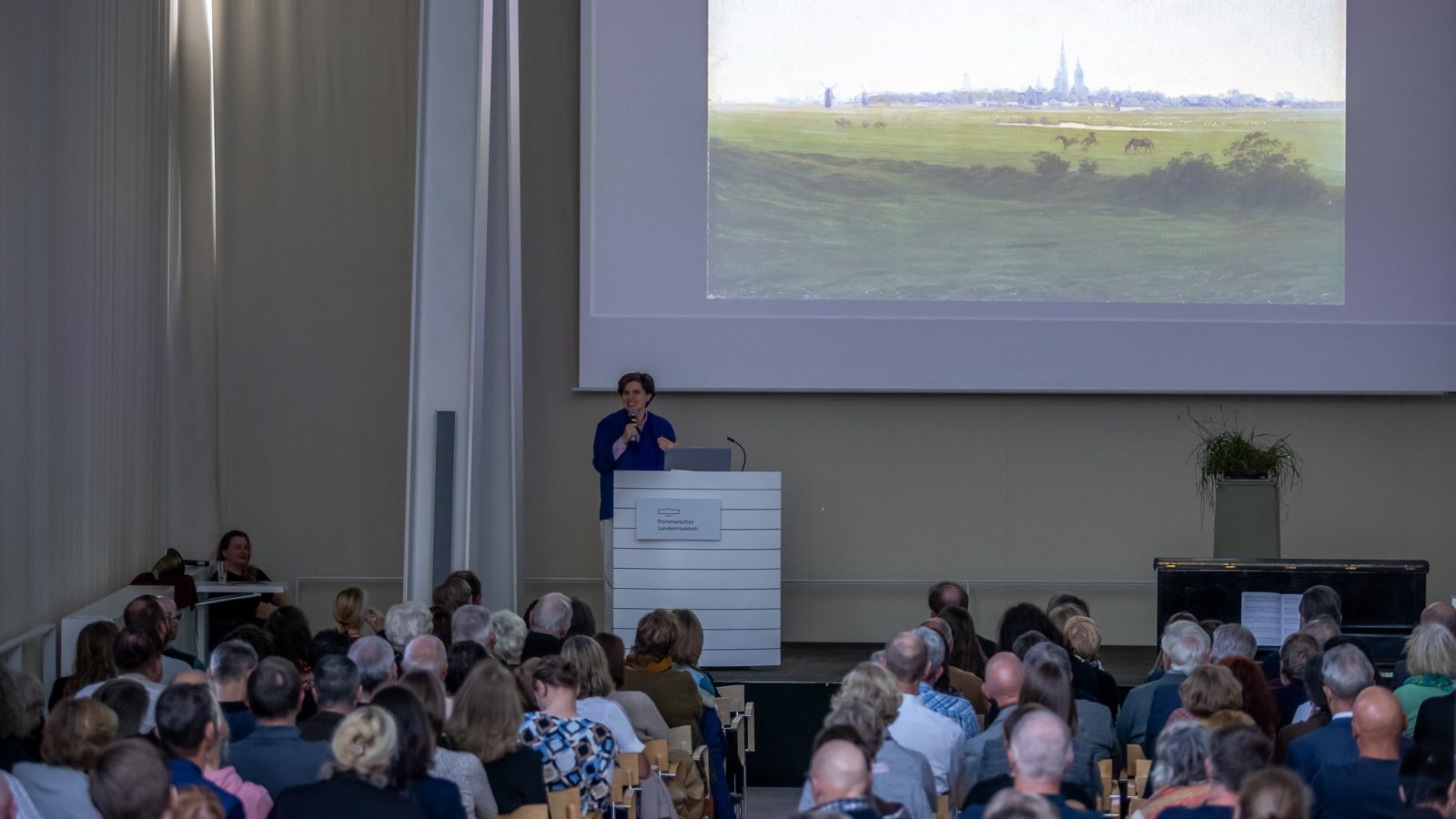 Ausstellungseröffnung Heimatland CDF (c) André Gschweng 52